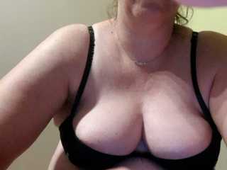 Online adventurous blonde bbw cam