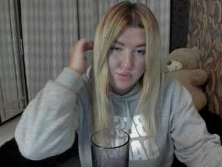 Would any hot tranny pics